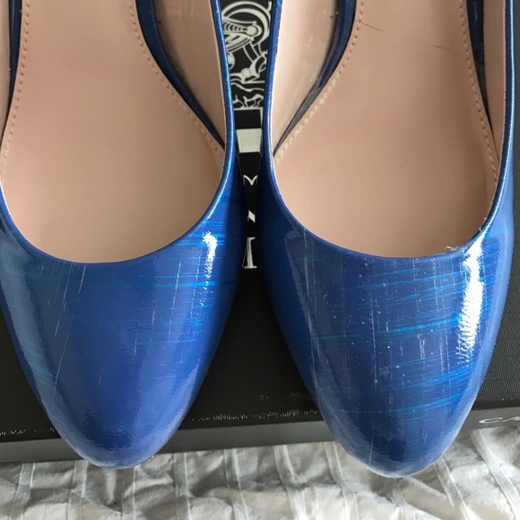 Vince Camuto Blue Heels - Picture 2 of 4